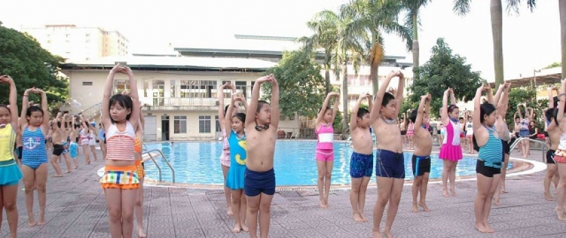 Hướng dẫn khởi động trước khi bơi từ cơ bản đến nâng cao 