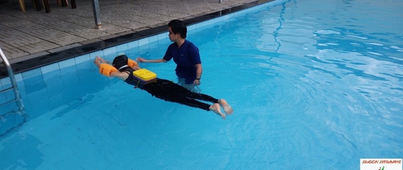 Cách lấy hơi khi bơi ếch 