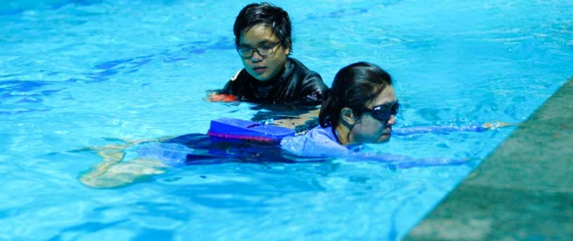 Tuyển giáo viên dạy bơi tại Sài Gòn Swimming 